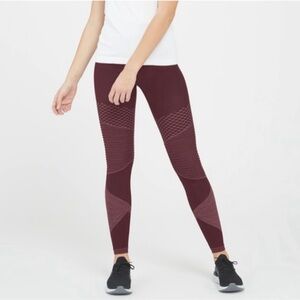 SPANX Look At‎ Me Now Seamless Moto Leggings Size Medium